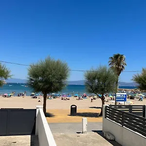 En La Playa. Free Parking. Free Wifi , L' Escala España